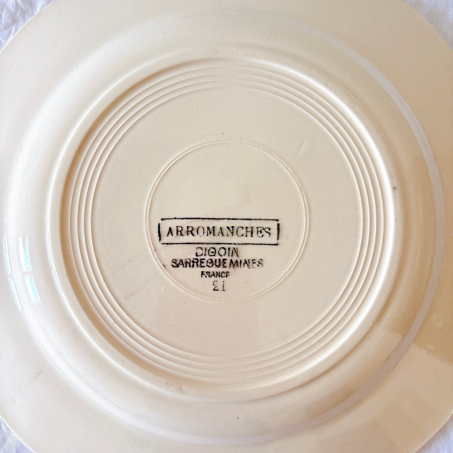 ディゴワンサルグミンヌ 『ARROMANCHES （アロマンシュ）』花リム デザートプレート　フランスアンティーク食器