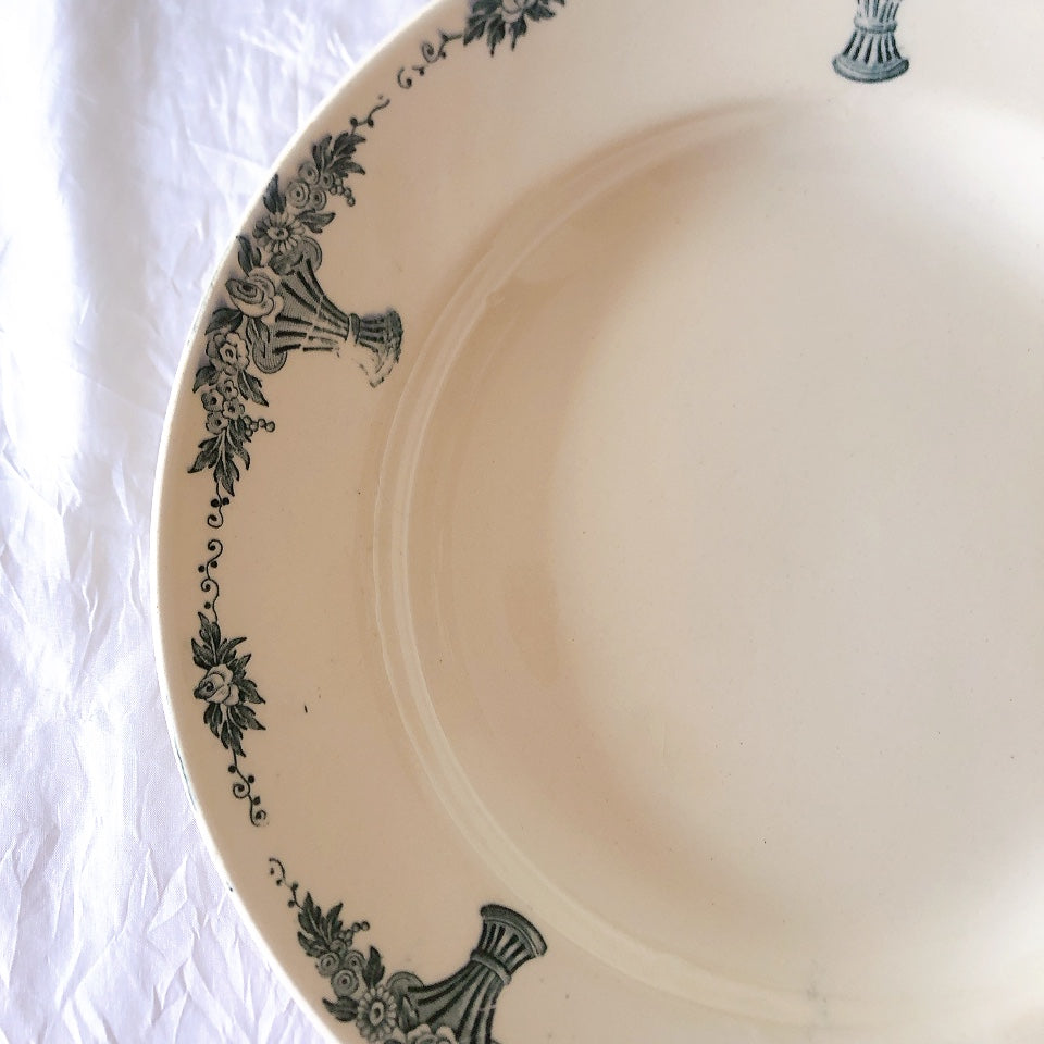 フランスアンティーク ロンシャン LONGCHAMP "Versailles Ennege"ヴェルサイユ　エネジェ クルーズプレート　フランスアンティーク食器 ブロカントアンティーク