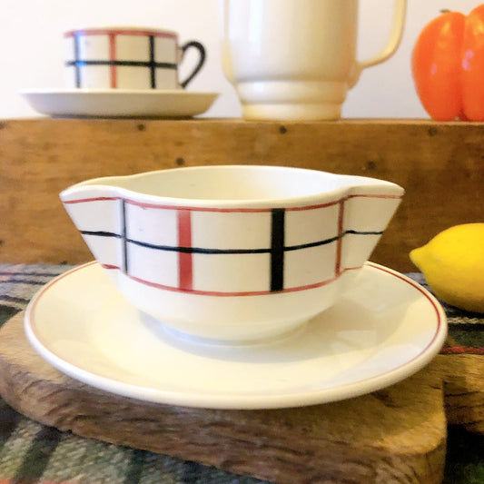 サンタマン Saint amand バスク柄ソーシエール フランスアンティーク食器 ブロカント 蚤の市