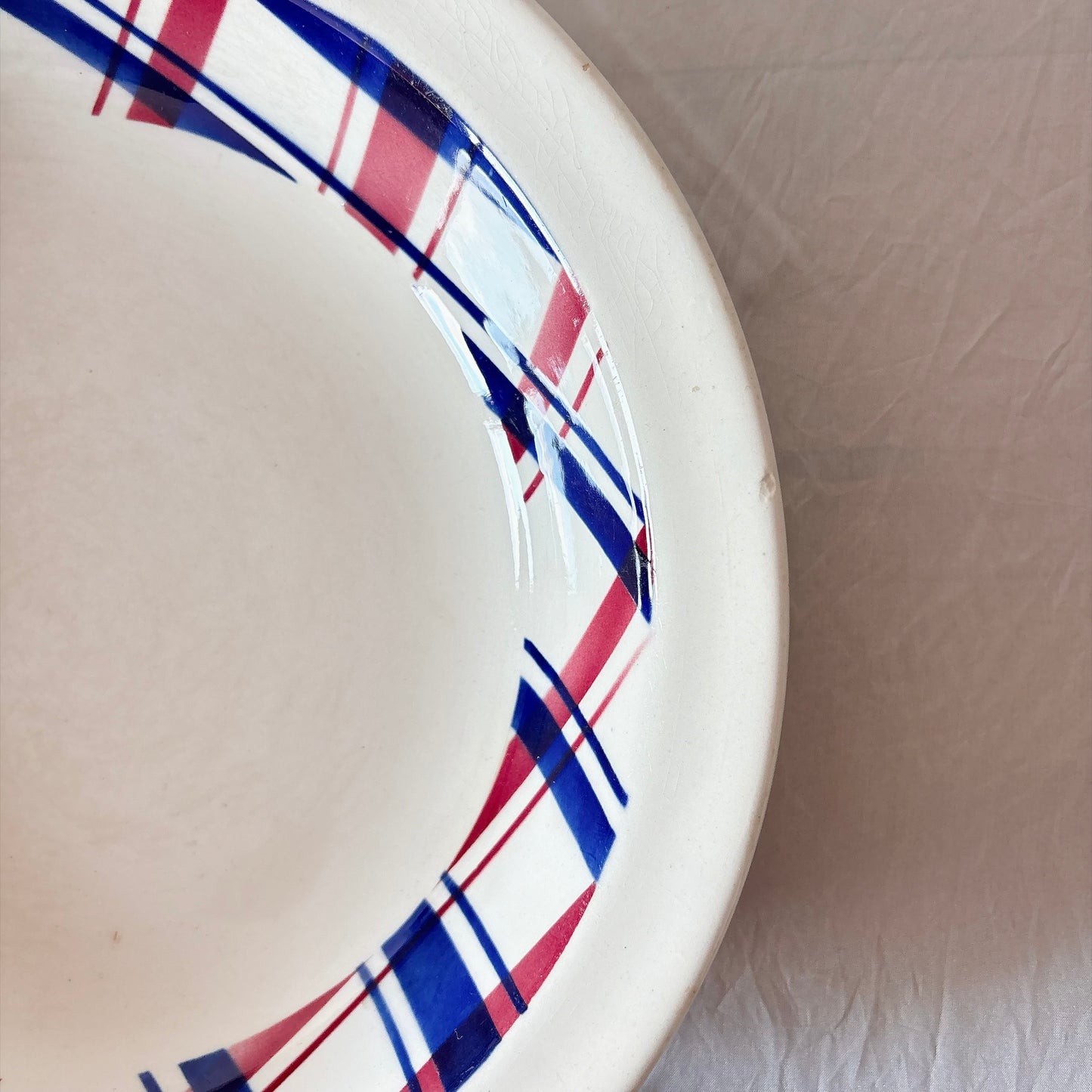 ディゴワンサルグミンヌ 『BASQUE』バスク柄 深大皿 フランスアンティーク食器 フランス蚤の市　ブロカント 　バスクアンティーク
