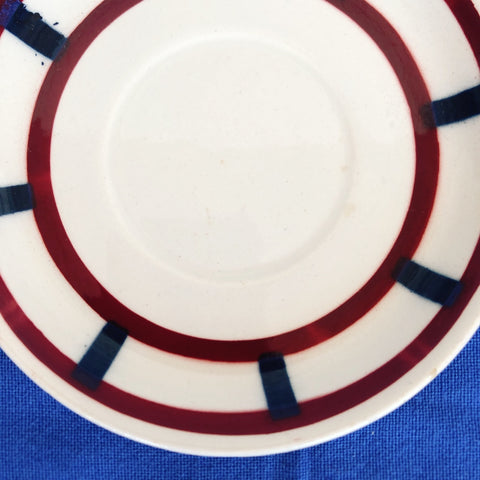 バドンヴィレー ソーサー／小皿 バスク柄 『ルージュ・ブルー』F フランスアンティーク食器 フランス 蚤の市