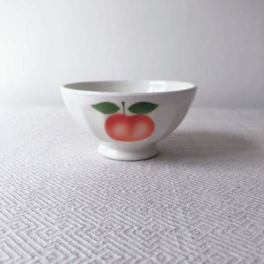 フランス アンティークカフェオレボウル 希少 『りんご』のモチーフ E フランスアンティーク食器 ビンテージカフェオレボウル ブロカント 蚤の市