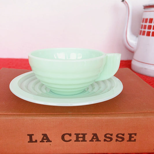 フランス アルコパル社 ミルクガラス カップ&ソーサー ミントグリーンA フランスアンティーク ビンテージ・食器・皿・プレート ブロカント