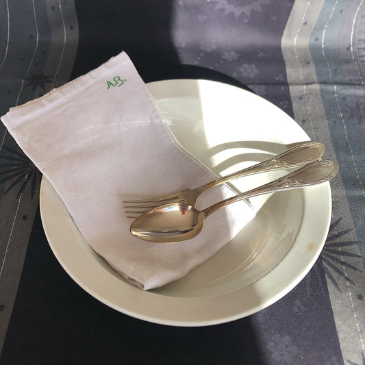 フランスアンティーク ヴィエイヤーボルドー 白い大きな深皿 サラダボウル フランスブロカント・蚤の市 フランスアンティーク食器