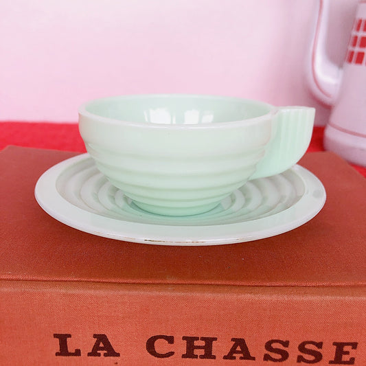 フランス アルコパル社 ミルクガラス カップ&ソーサー ミントグリーン B フランスアンティーク ビンテージ・食器・皿・プレート ブロカント